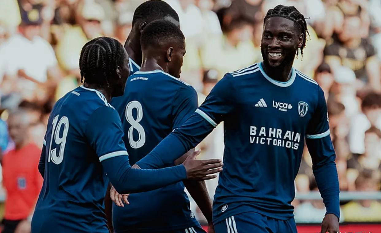 法甲巴黎FC主场迎战南特，谁将脱颖而出？